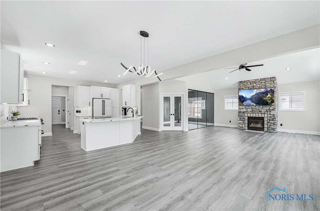 9414 Sheffield Road Perrysburg, OH 43551 - Photo 7 of 34 Gallery Image 7