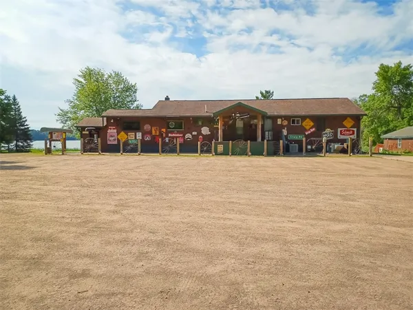 $819,900 | 2069 County Road G, Unit 8, Spooner, WI 54801