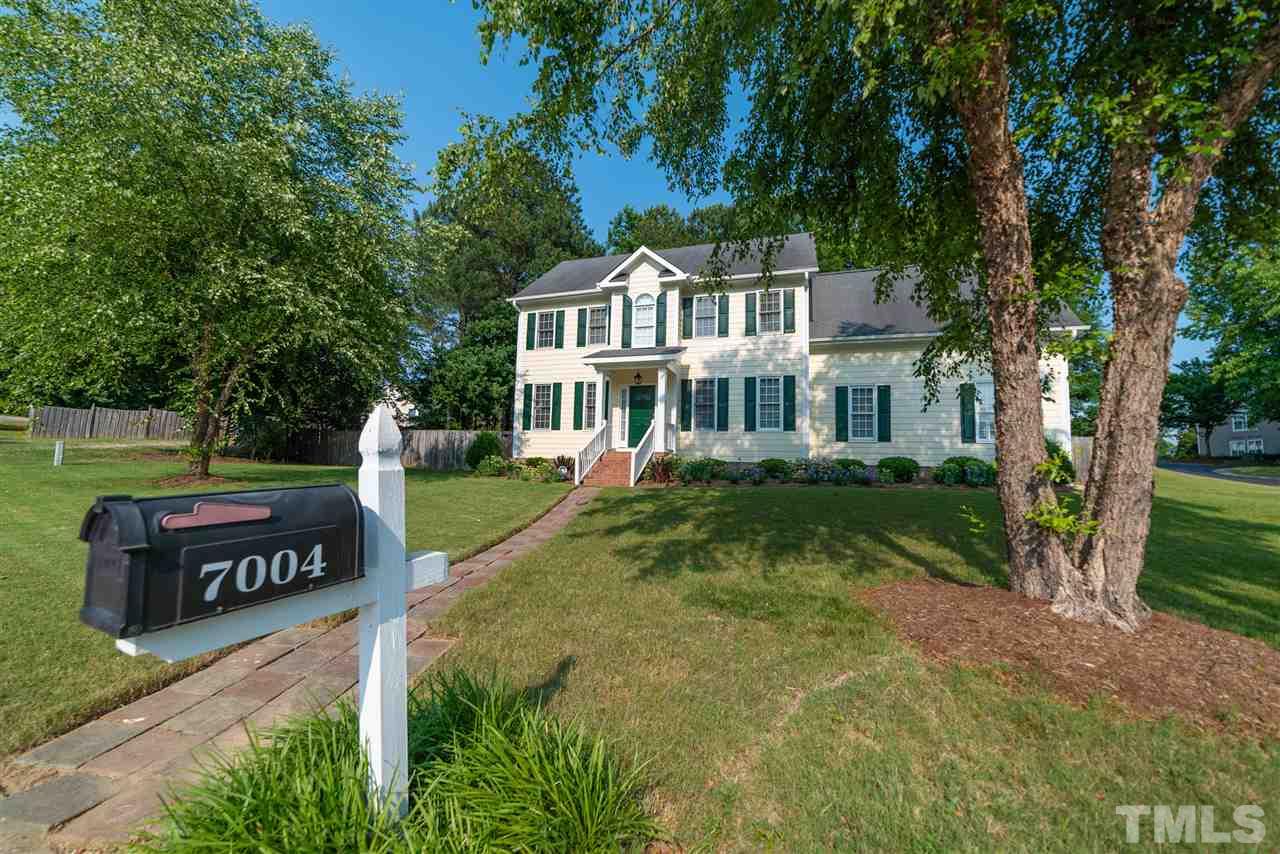 7004 Wilderness Road Raleigh, NC 27613 - Photo 3 of 29