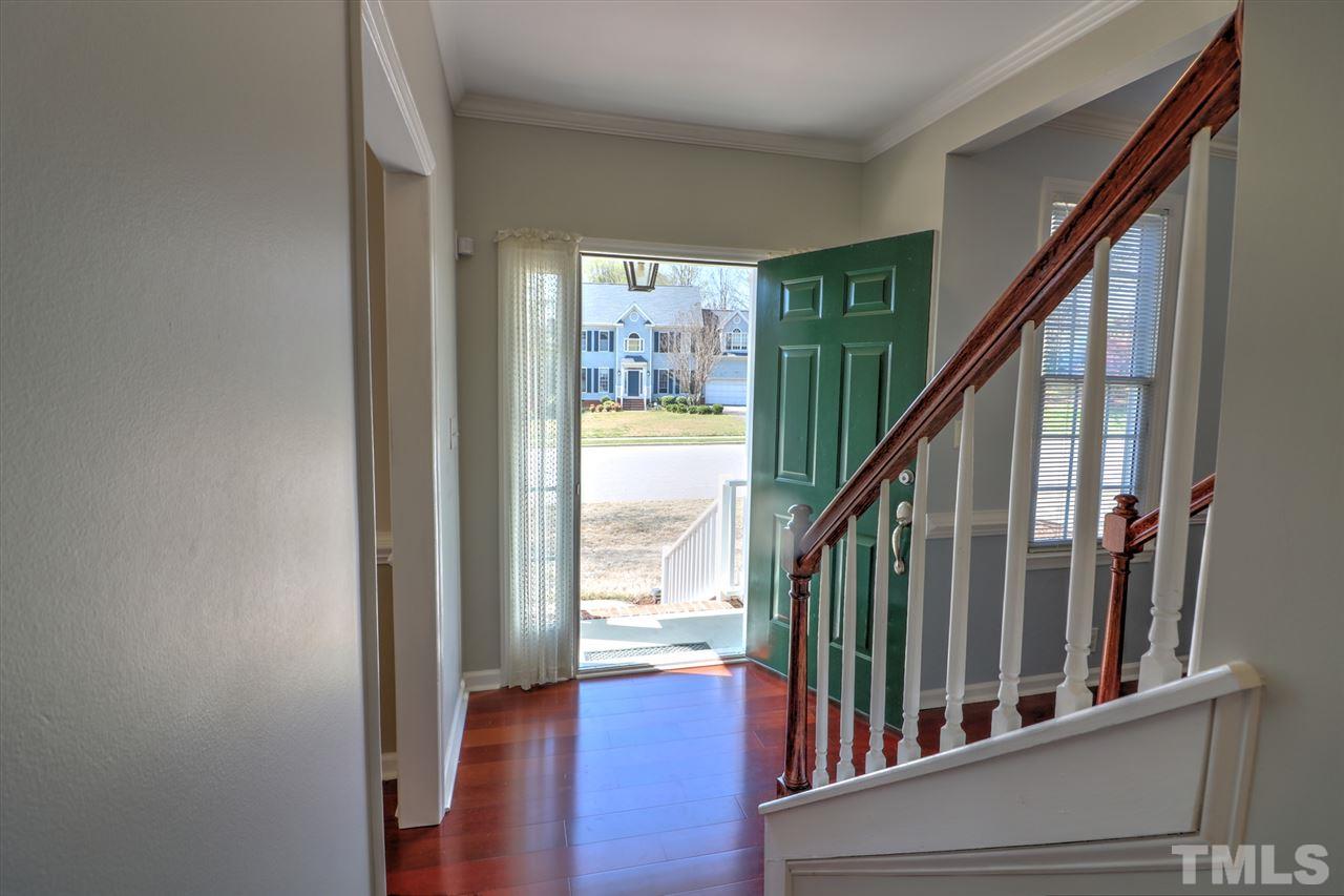 7004 Wilderness Road Raleigh, NC 27613 - Photo 4 of 29