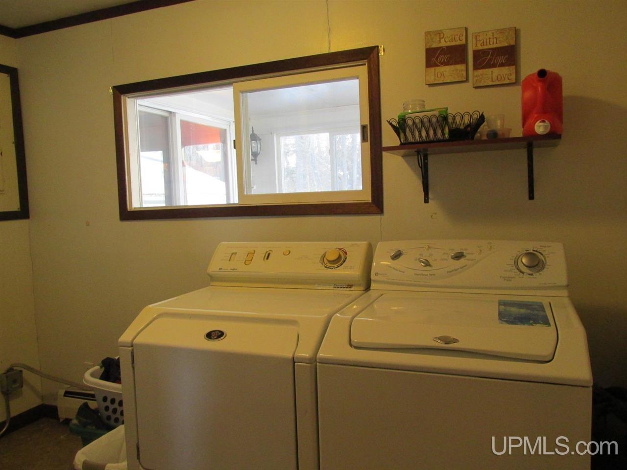 7135 P Road Gladstone, MI 49837 - Photo 17 of 21
