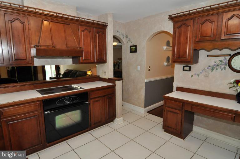 20007 Cameron Mill Road Parkton, MD 21120 - Photo 13 of 22 Kitchen