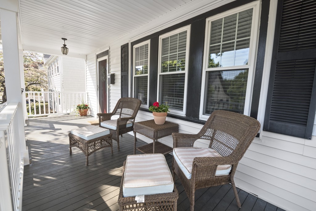 53 Aberdeen Road Milton, MA 02186 - Photo 4 of 26 Gallery Image 4