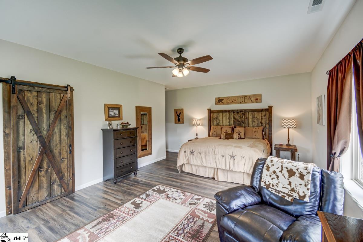 211 Red Hill Road Landrum, SC 29356 - Photo 12 of 36