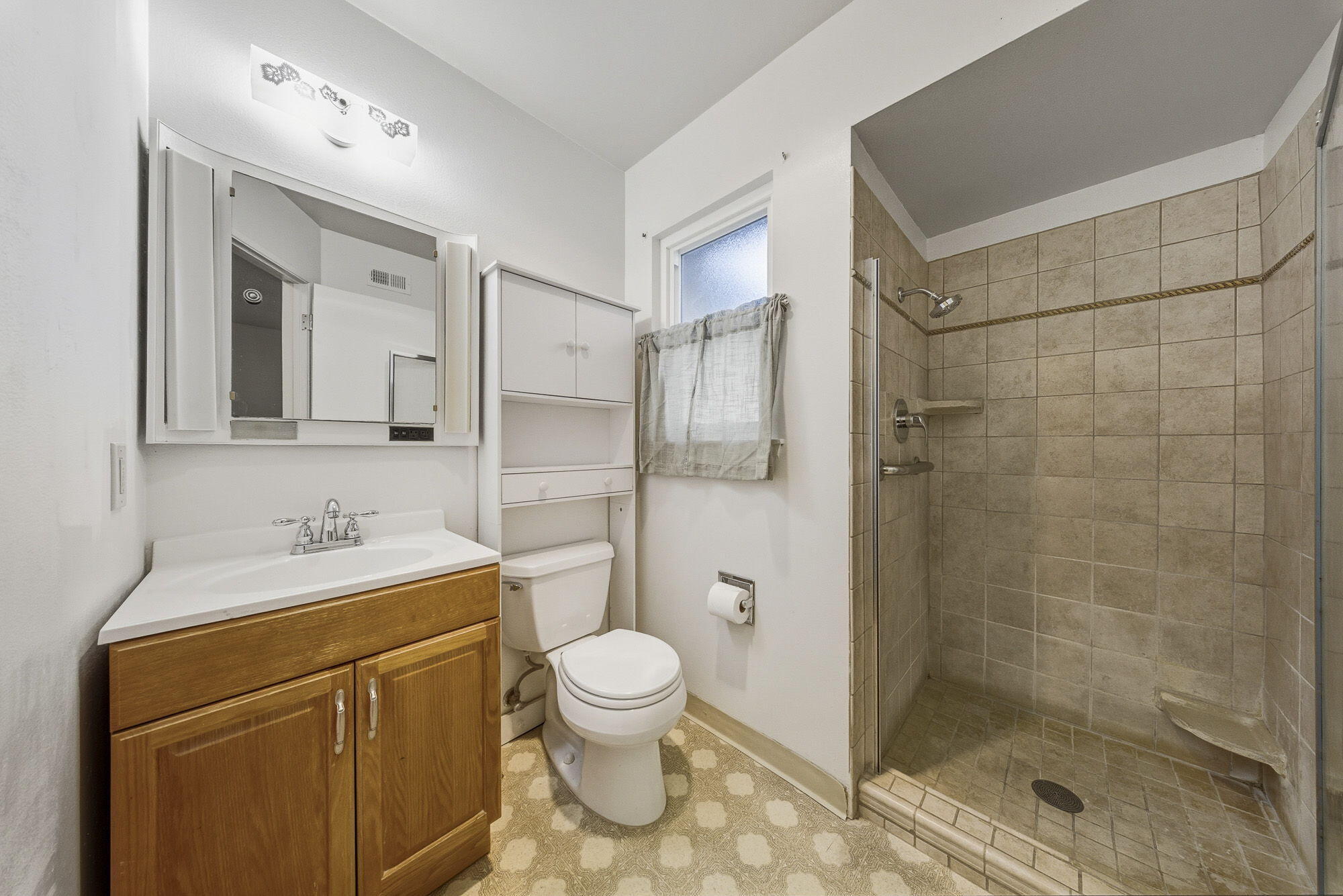 211 Big Sur Drive Goleta, CA 93117 - Photo 11 of 17 Bathroom