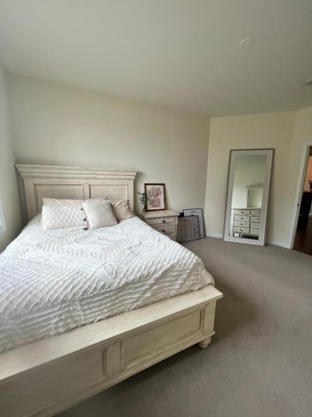 4 Greenwich Court Budd Lake, NJ 07828 - Photo 15 of 32 a spacious bedroom with a bed and mirror