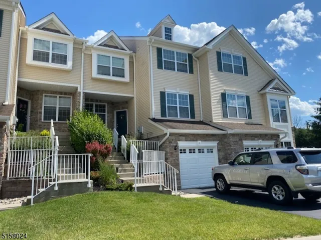 $3,750 | 4 Greenwich Court, Budd Lake, NJ 07828
