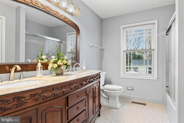 $4,000 | 125 Scarlet Drive, Conshohocken, PA 19428