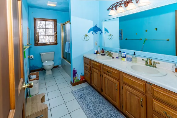 $499,000 | 1043 Elton Drive, Endicott, NY 13760