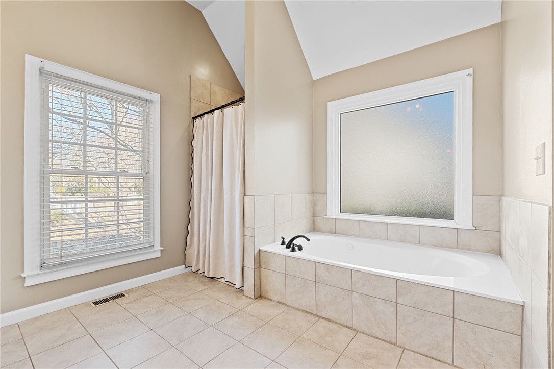 10 Gables Way Greenville, SC 29615 - Photo 18 of 33