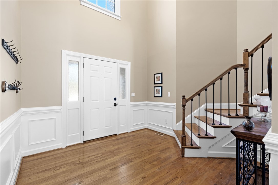 10 Gables Way Greenville, SC 29615 - Photo 3 of 33