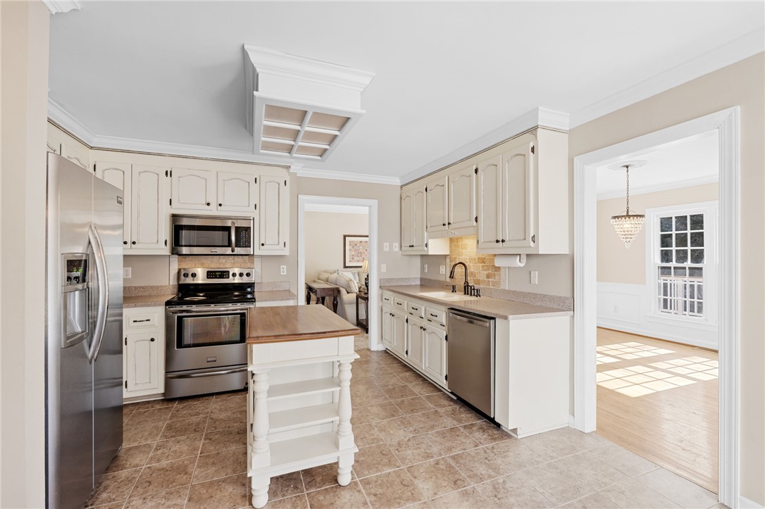 10 Gables Way Greenville, SC 29615 - Photo 10 of 33