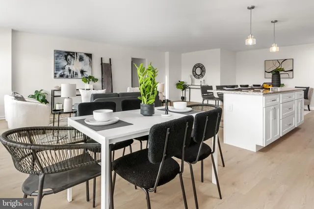 $225,000 | 7121 Park Heights Avenue, Unit 509, Baltimore, MD 21215