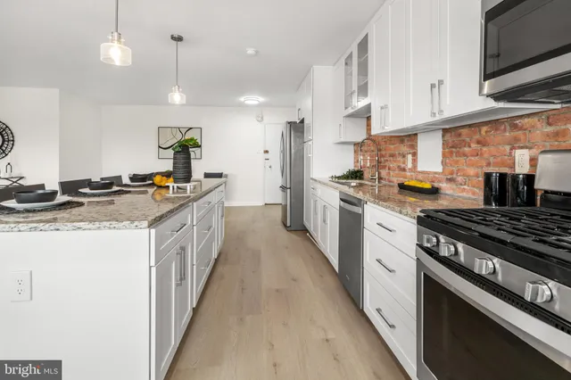 $225,000 | 7121 Park Heights Avenue, Unit 509, Baltimore, MD 21215