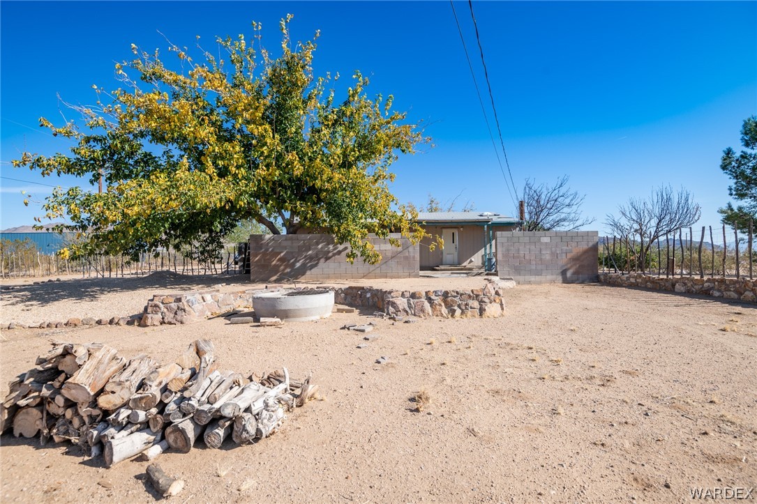 121 South Hope Road Golden Valley, AZ 86413 - Photo 35 of 43