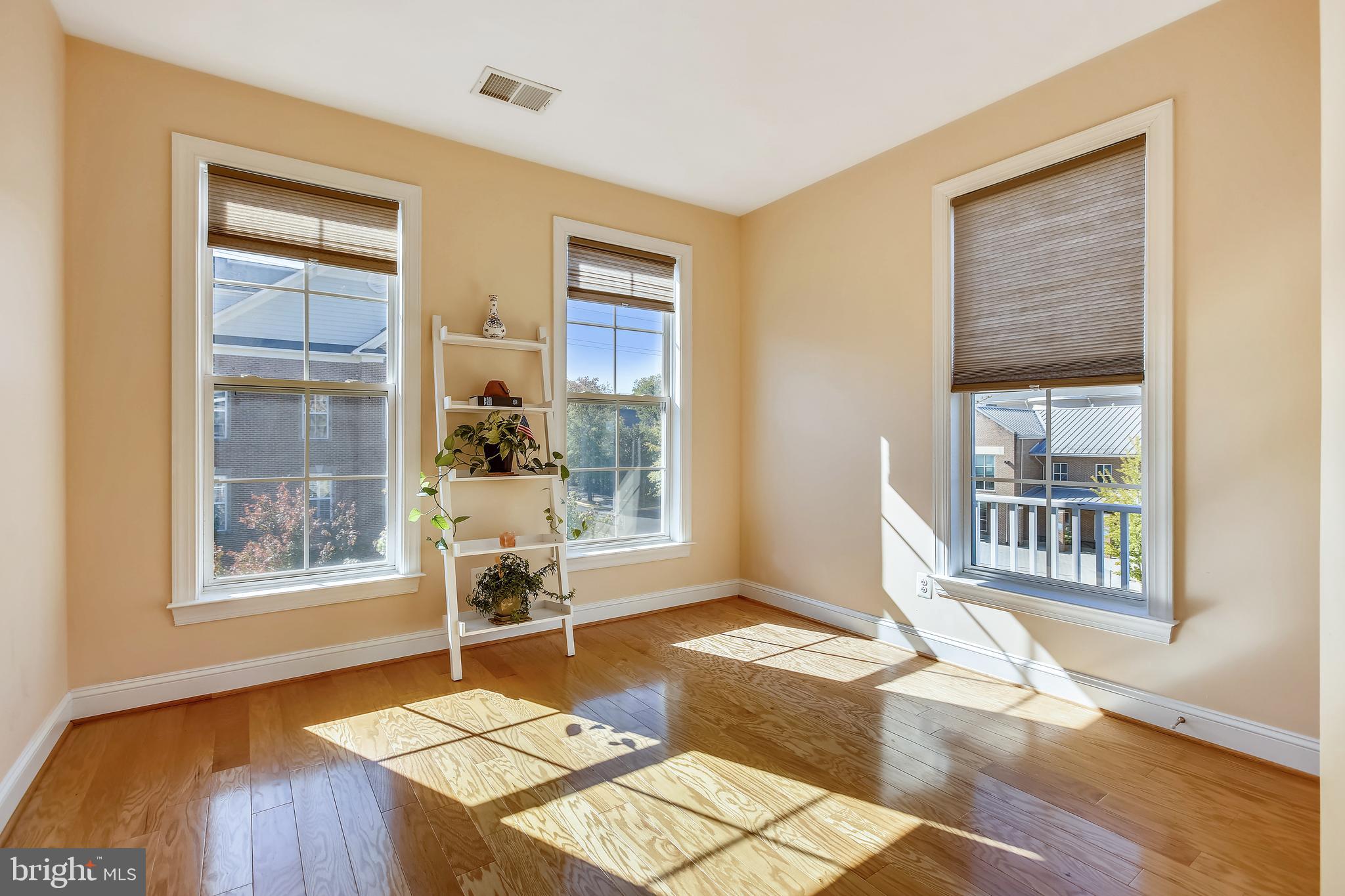 139 Fortnightly Boulevard Herndon, VA 20170 - Photo 34 of 46