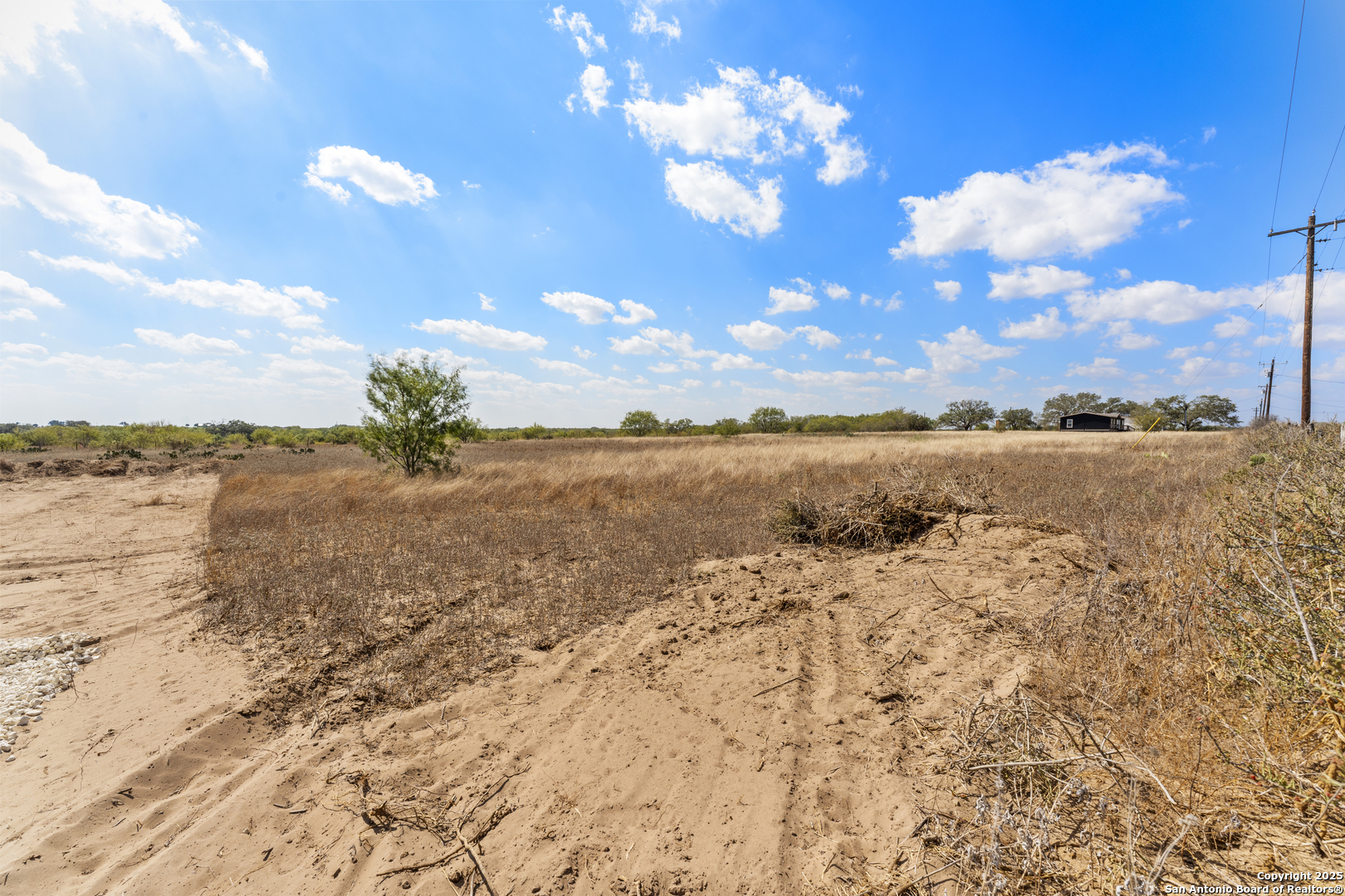 2853 Fm 1333 Poteet, TX 78065 - Photo 7 of 9 a view of an ocean beach