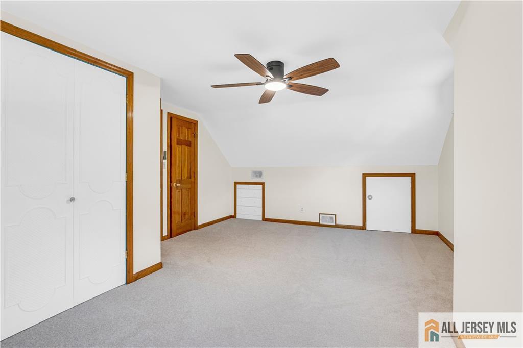 5 Montview Road Edison, NJ 08837 - Photo 31 of 47 a view of an empty room