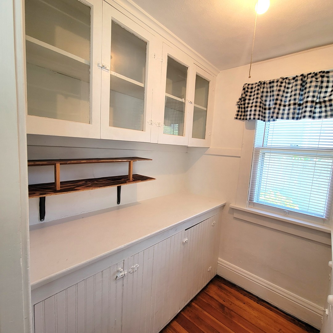 411 39th Street Moline, IL 61265 - Photo 18 of 34