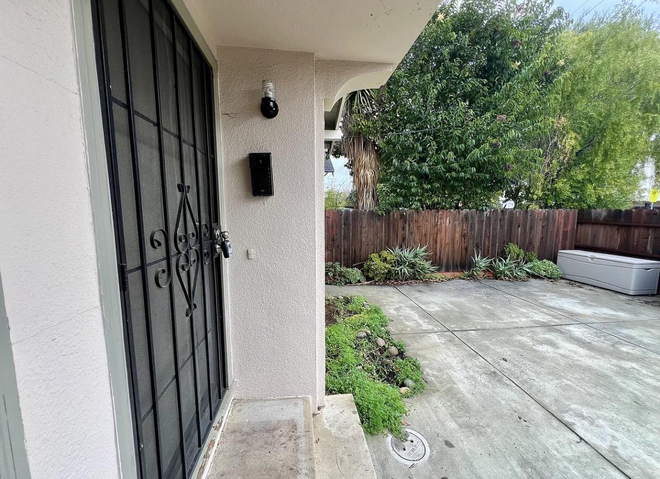 910 Howard Avenue Burlingame, CA 94010 - Photo 3 of 11