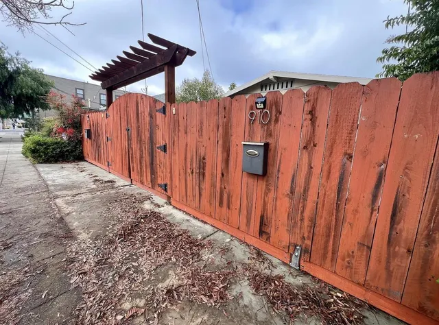 $2,395 | 910 Howard Avenue, Burlingame, CA 94010