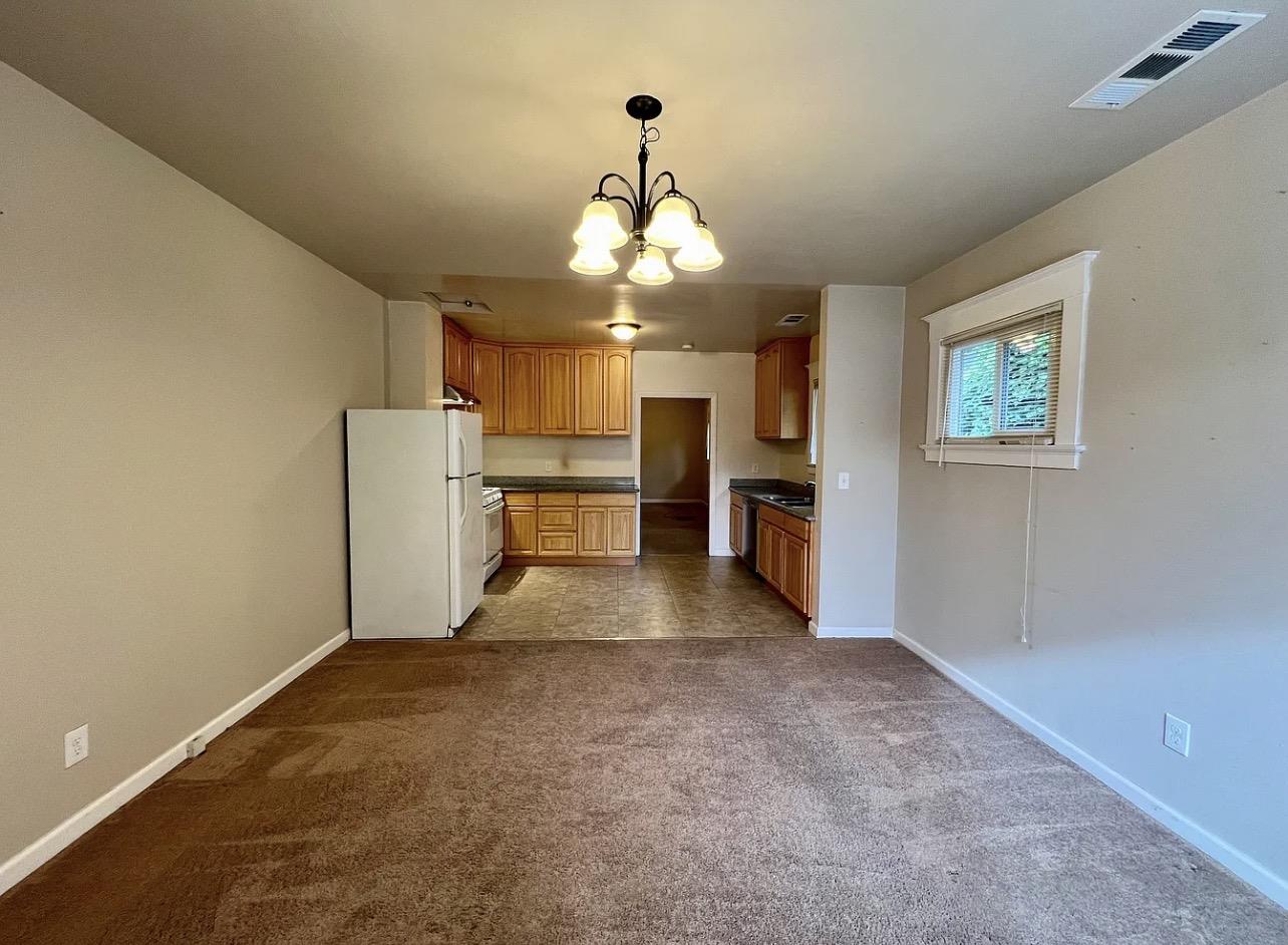 910 Howard Avenue Burlingame, CA 94010 - Photo 6 of 11