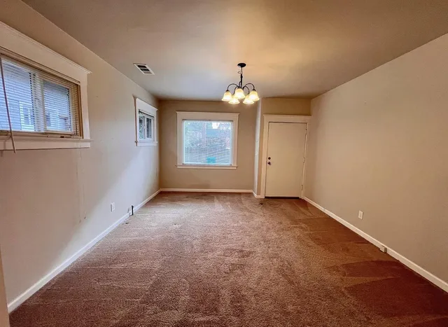 $2,395 | 910 Howard Avenue, Burlingame, CA 94010