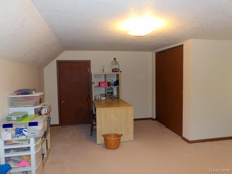 27880 Sibley Road Romulus, MI 48174 - Photo 54 of 62 102_3484.JPG