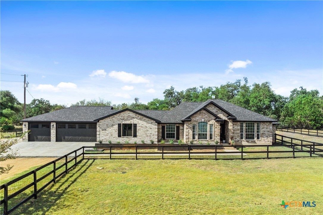 213 Beauchamp Road Dripping Springs, TX 78620 - Photo 2 of 40 Gallery Image 2