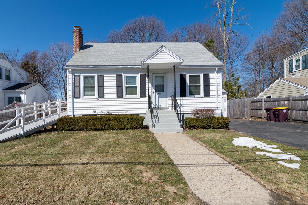 24 Welland Road Weymouth, MA 02188 - Photo 1 of 13 Gallery Image 1