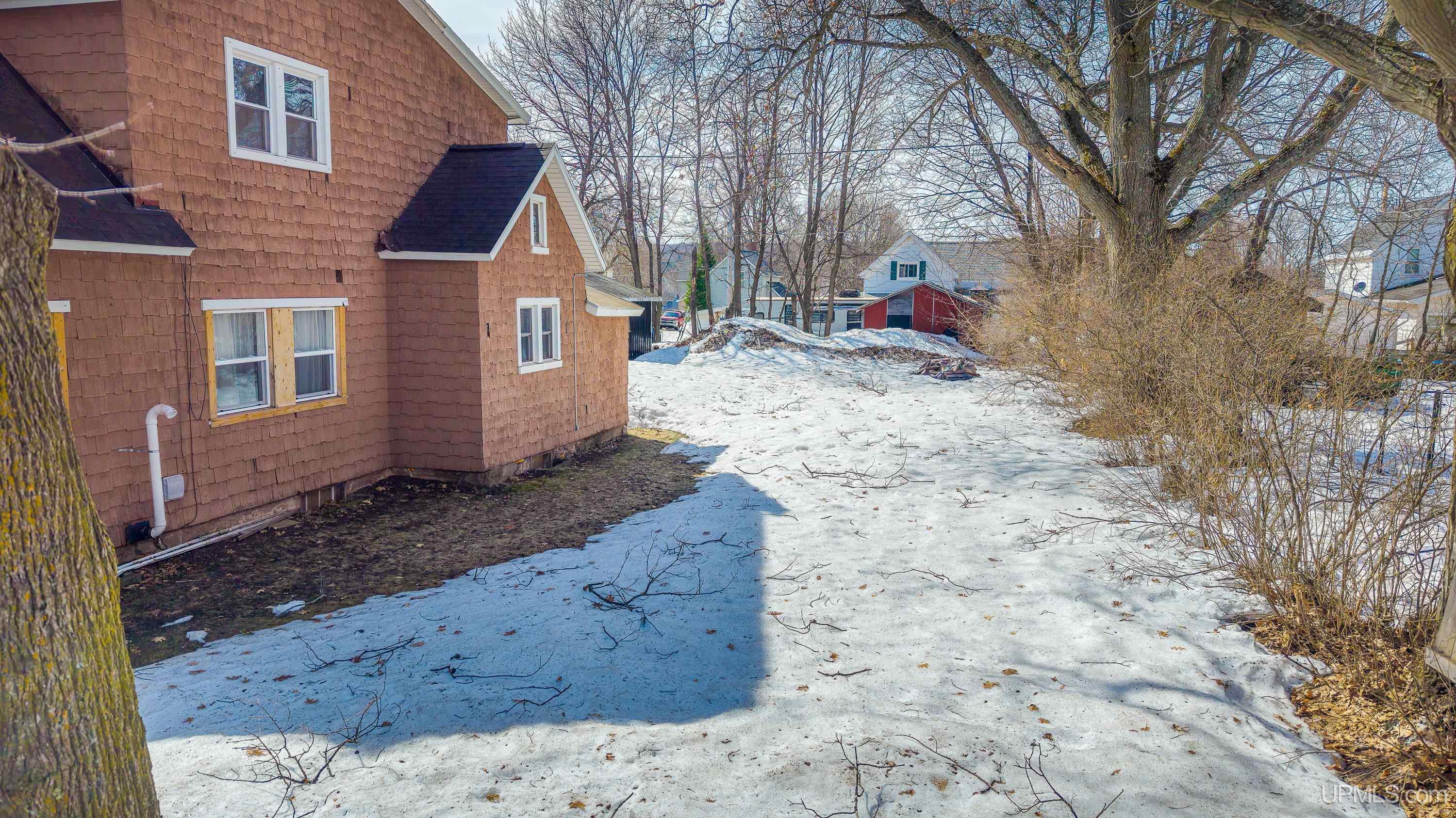 630 Wabash Street Ishpeming, MI 49849 - Photo 25 of 33