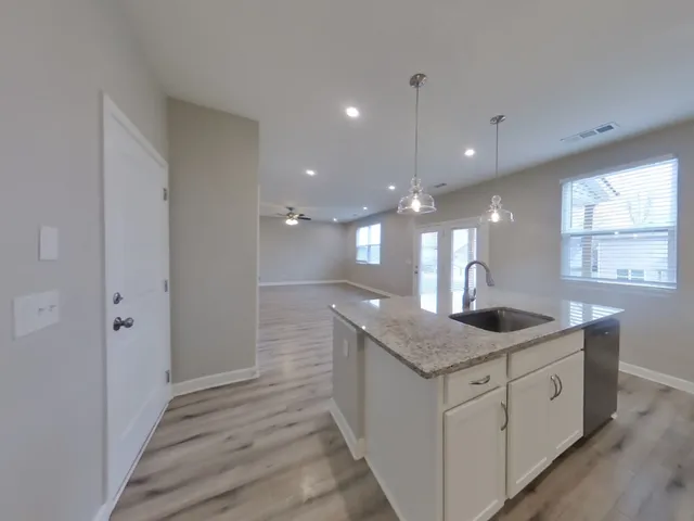 $2,049 | 2063 Neill Lane, White House, TN 37188