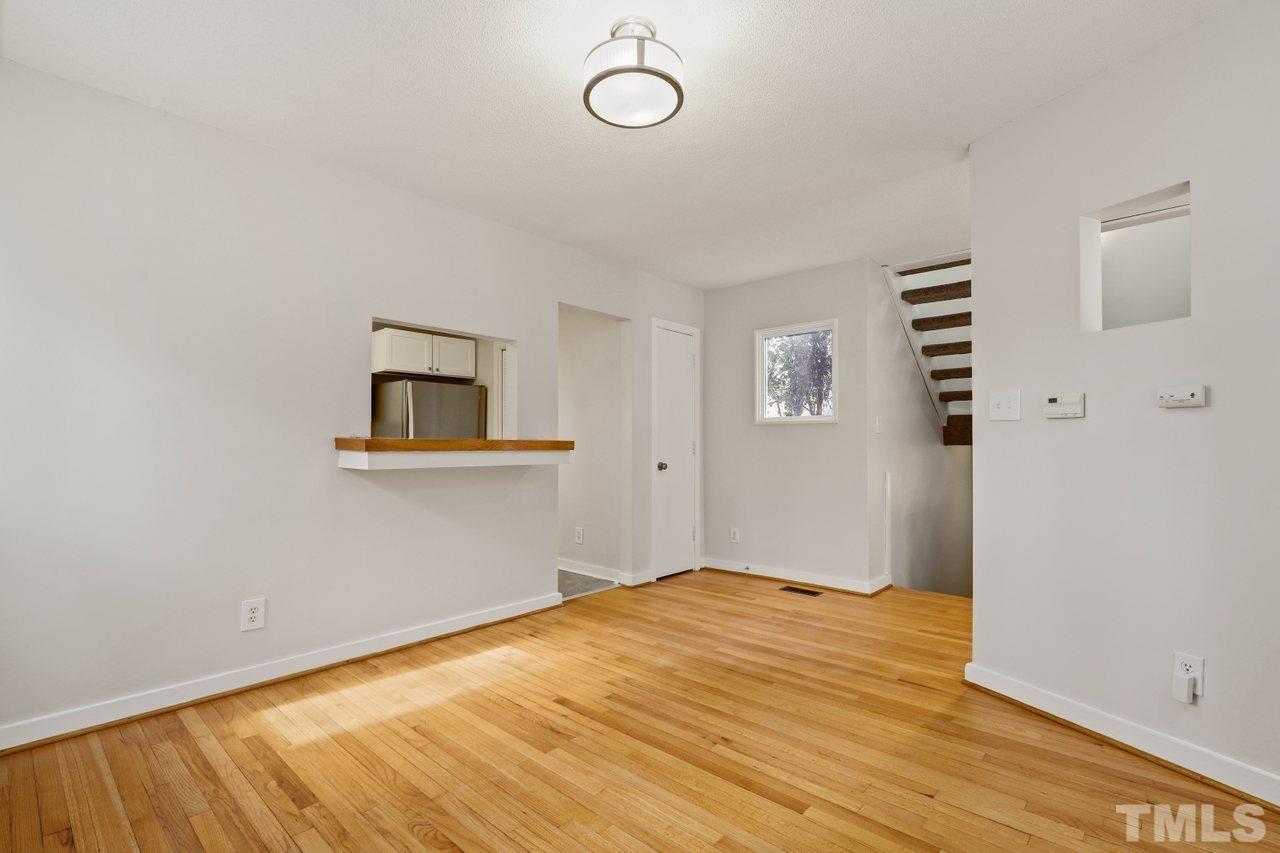 216 Pineview Road Durham, NC 27707 - Photo 7 of 40 Gallery Image 7