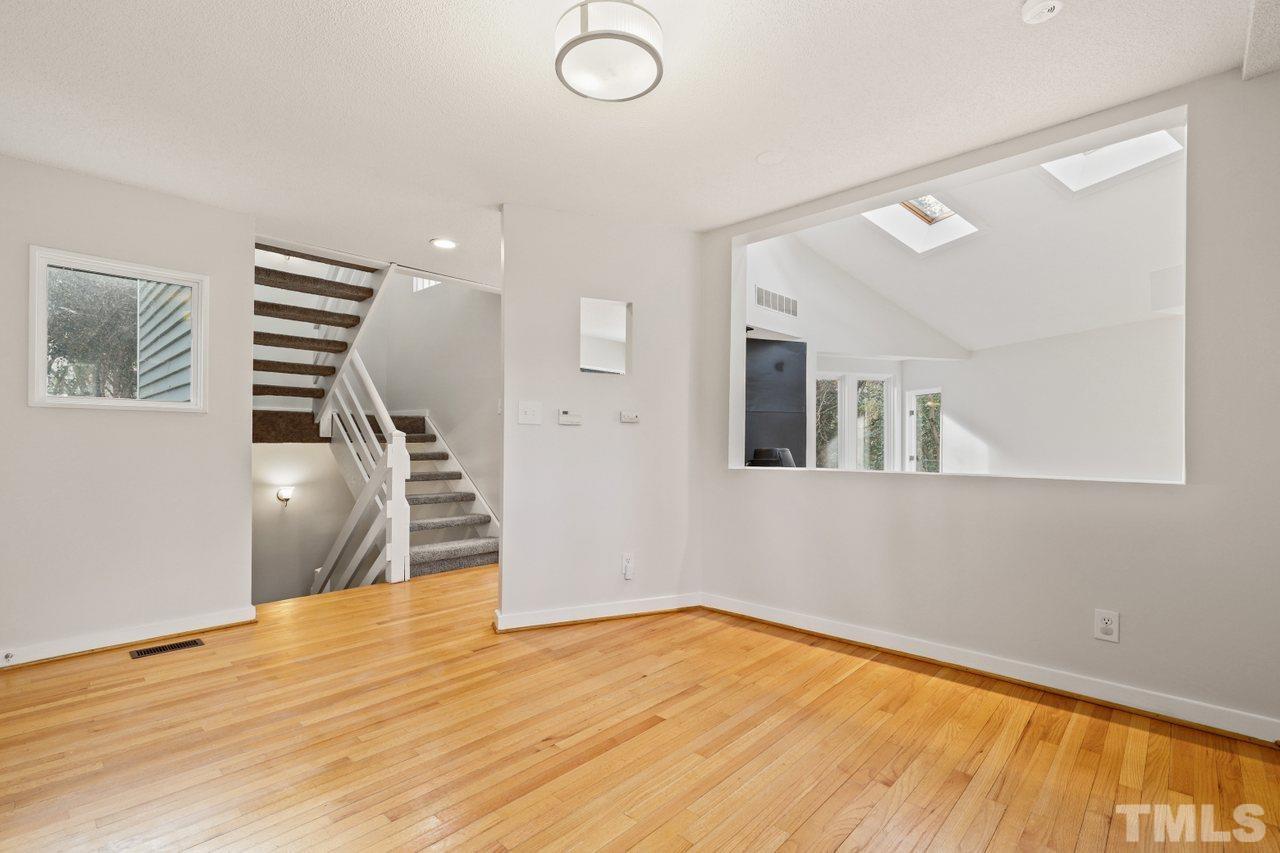 216 Pineview Road Durham, NC 27707 - Photo 8 of 40 Gallery Image 8