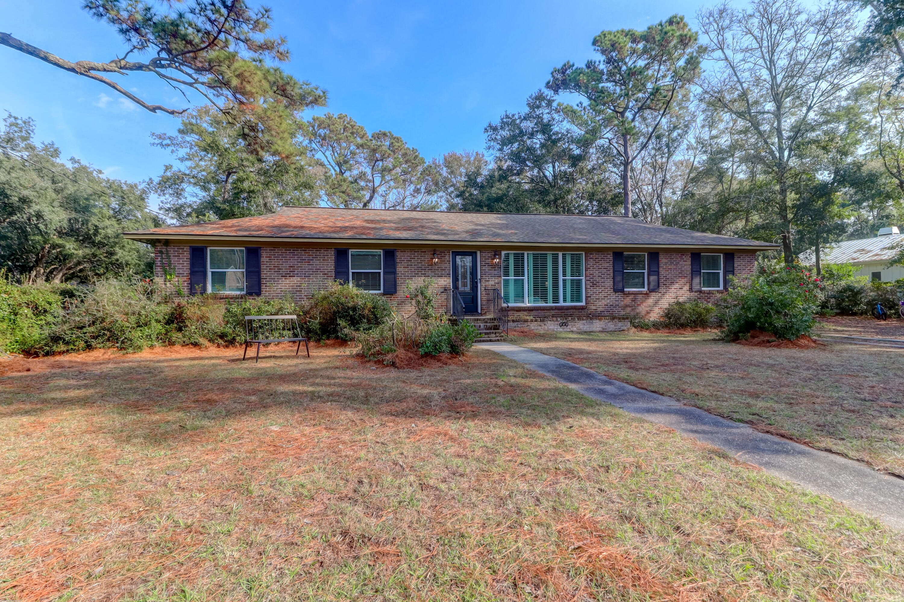 969 Tall Pine Road Mount Pleasant, SC 29464 - Photo 1 of 37 969 Tall Pine (54)