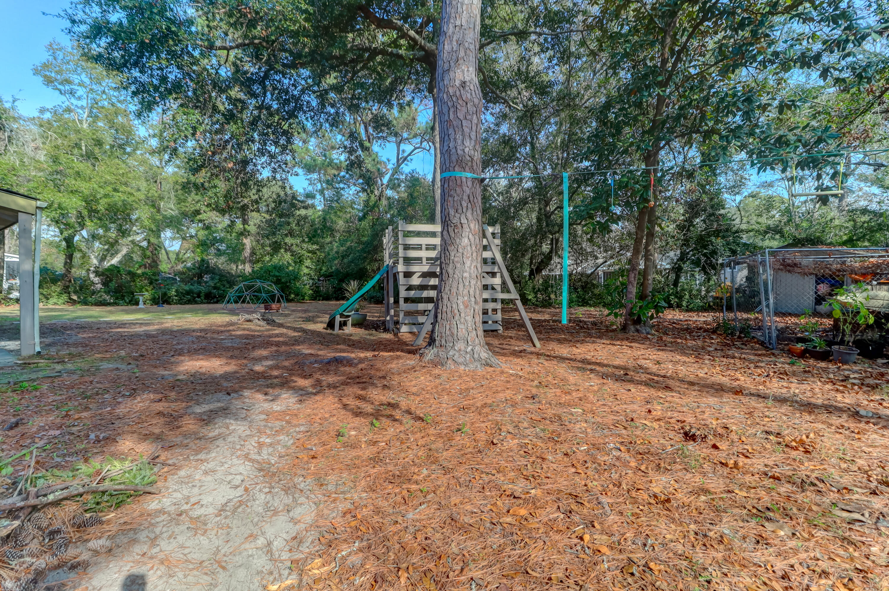 969 Tall Pine Road Mount Pleasant, SC 29464 - Photo 29 of 37 969 Tall Pine (52)
