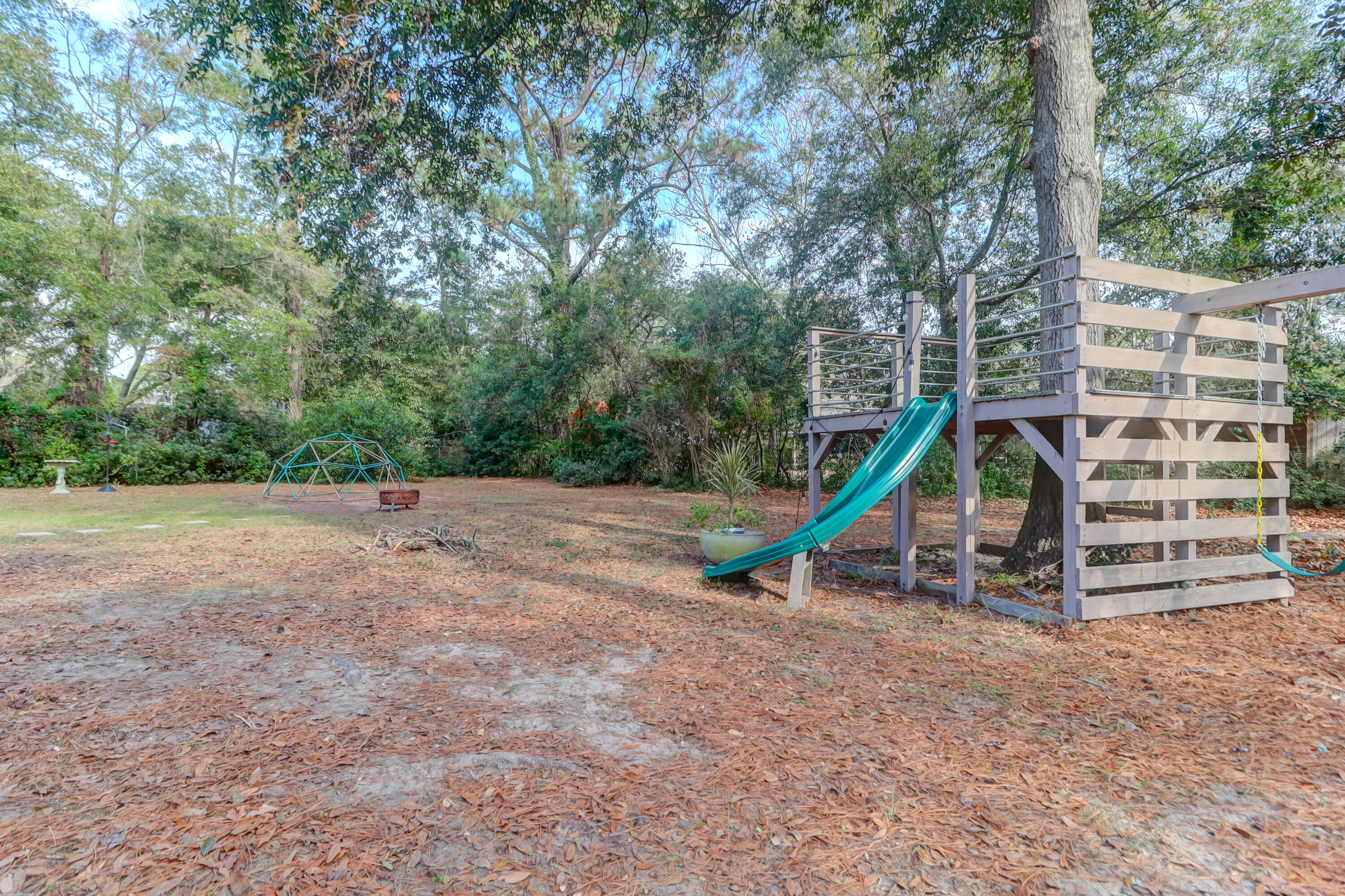 969 Tall Pine Road Mount Pleasant, SC 29464 - Photo 31 of 37 969 Tall Pine (49)