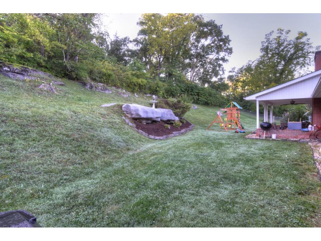 2823 Bob Little Road Elizabethton, TN 37643 - Photo 29 of 35 Photo 29