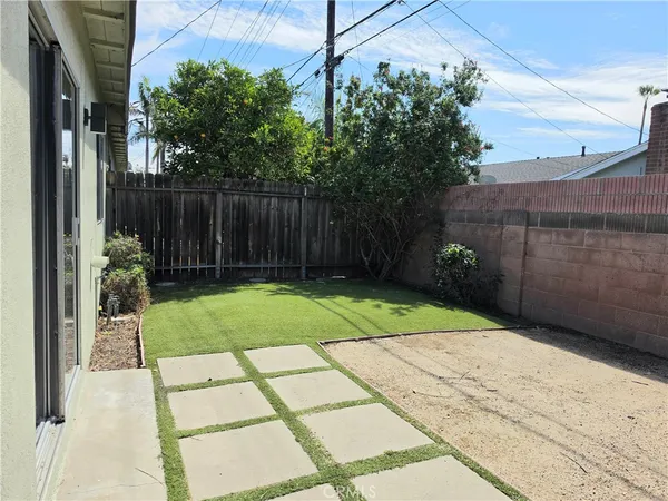 $2,900 | 1577 Wintergreen Place, Unit B, Costa Mesa, CA 92626