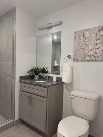 $1,550 | 585 Essex Street, Unit PH 519, Lynn, MA 01901