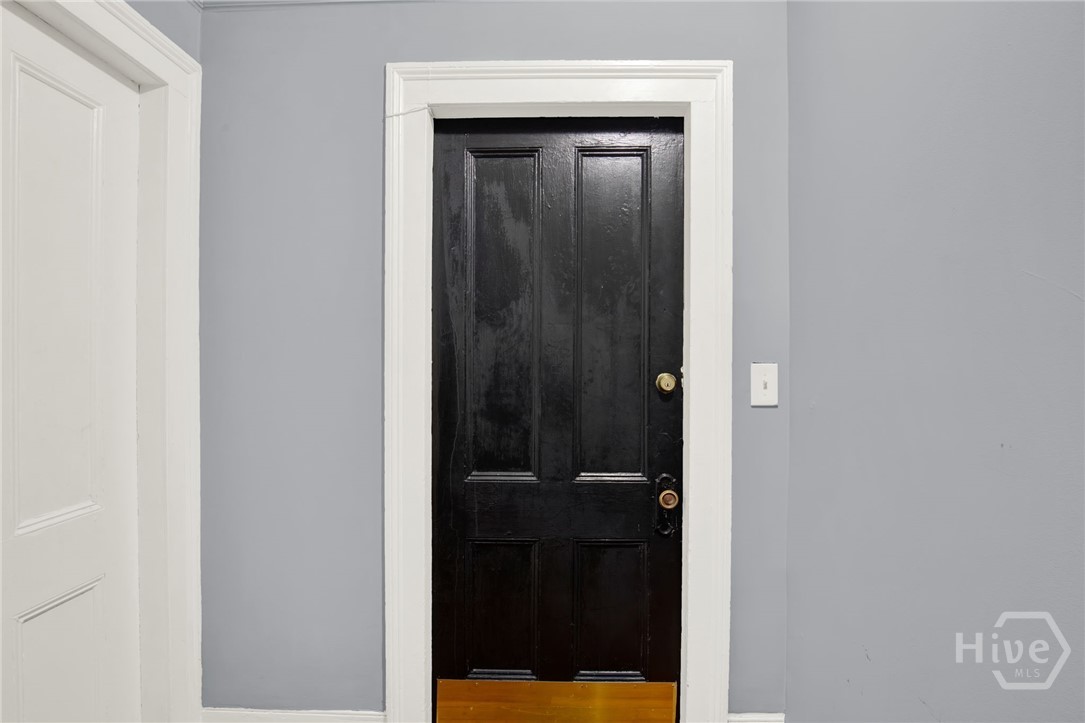 9 East Gordon Street, Unit 3 Savannah, GA 31401 - Photo 11 of 45