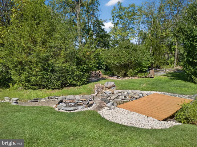 $1,325,000 | 5820 Harvest Place, Schnecksville, PA 18078