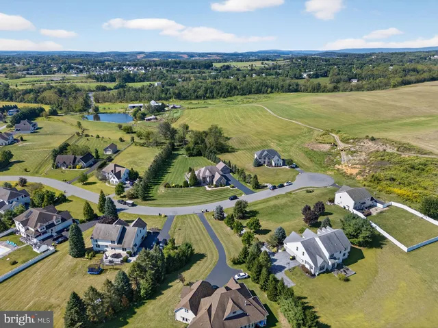 $1,325,000 | 5820 Harvest Place, Schnecksville, PA 18078