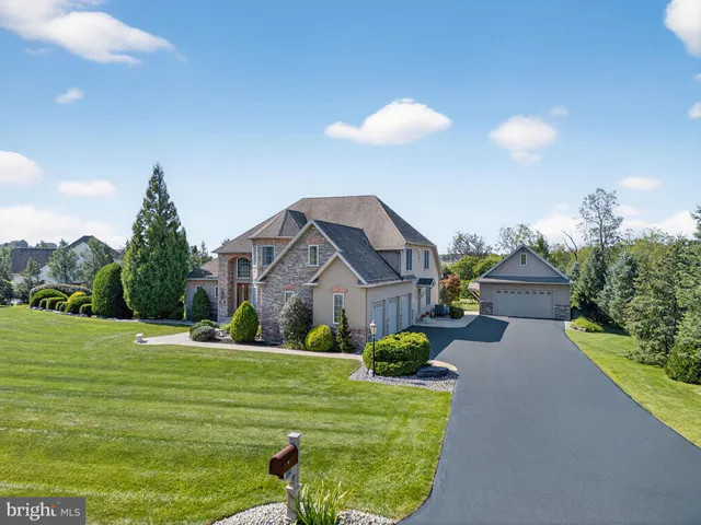 $1,325,000 | 5820 Harvest Place, Schnecksville, PA 18078
