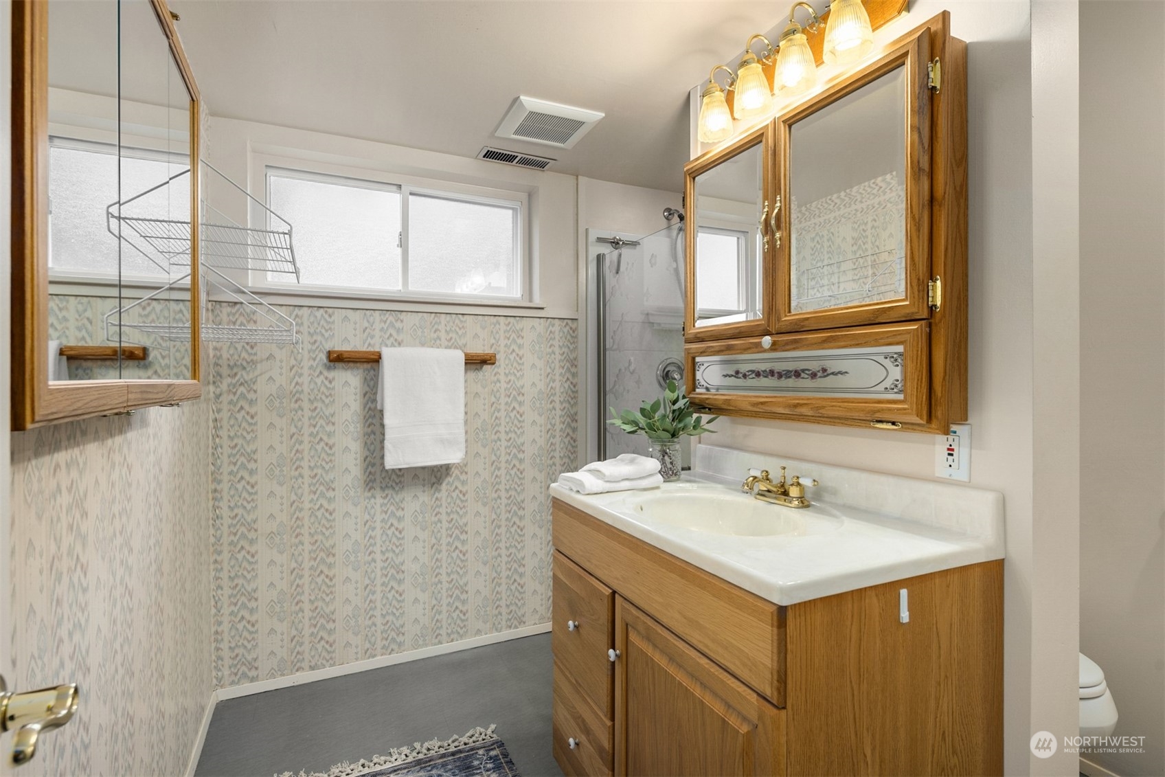 25376 Bond Road Northeast Poulsbo, WA 98370 - Photo 26 of 40 Gallery Image 26
