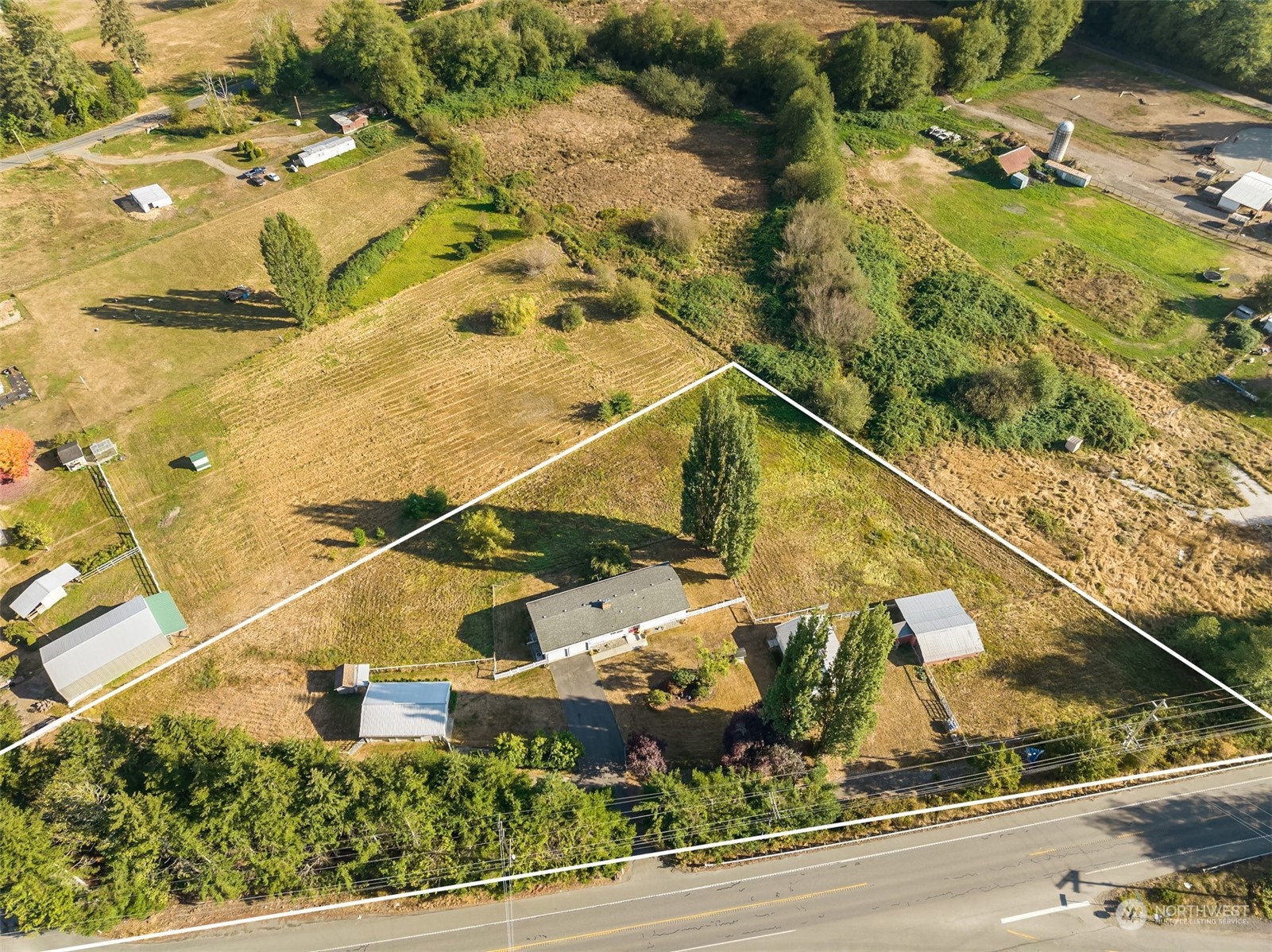 25376 Bond Road Northeast Poulsbo, WA 98370 - Photo 37 of 40 Gallery Image 37