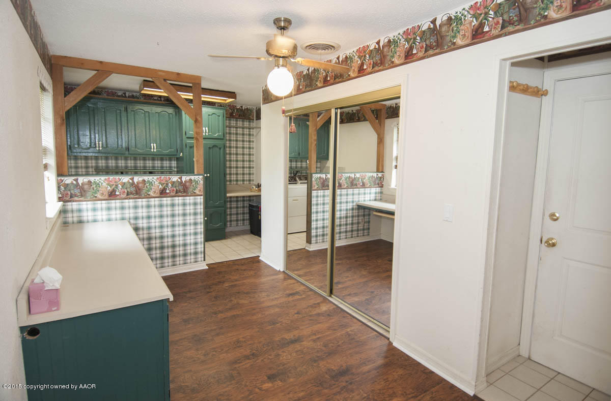 712 Rietman Street Amarillo, TX 79108 - Photo 22 of 37 UTILITY VIEW 1
