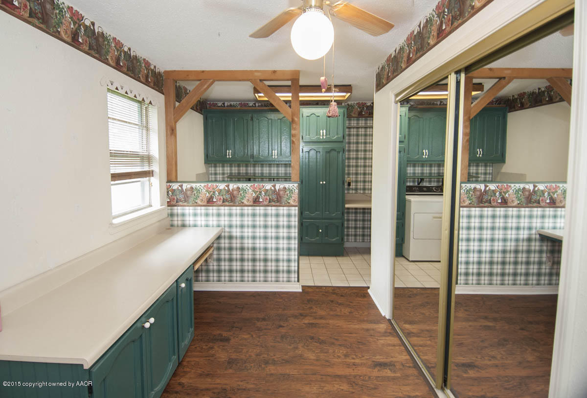 712 Rietman Street Amarillo, TX 79108 - Photo 23 of 37 UTILITY VIEW 2