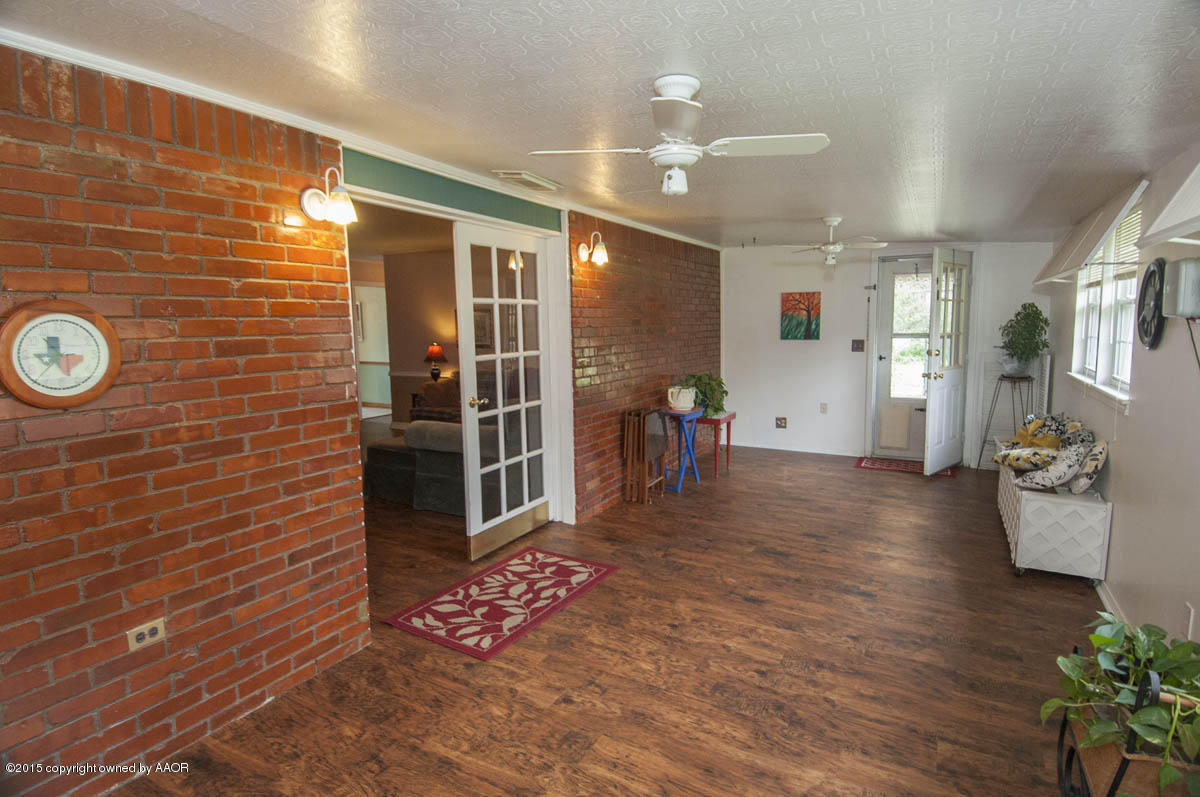 712 Rietman Street Amarillo, TX 79108 - Photo 26 of 37 SUN ROOM VIEW 2