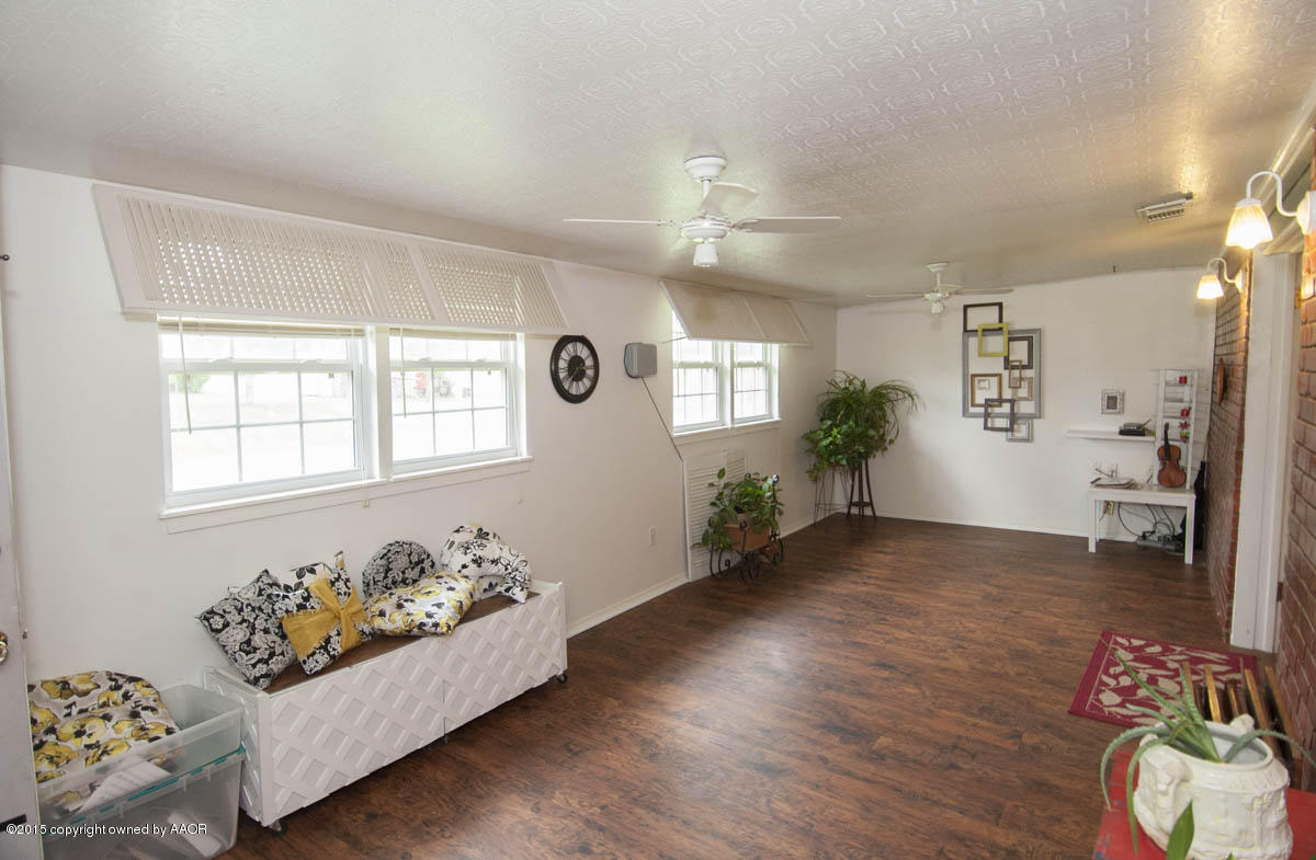 712 Rietman Street Amarillo, TX 79108 - Photo 27 of 37 SUN ROOM VIEW 3